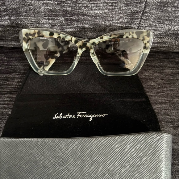 Salvatore Ferragamo Women's Camouflage Sunglasses - Picture 1 of 3